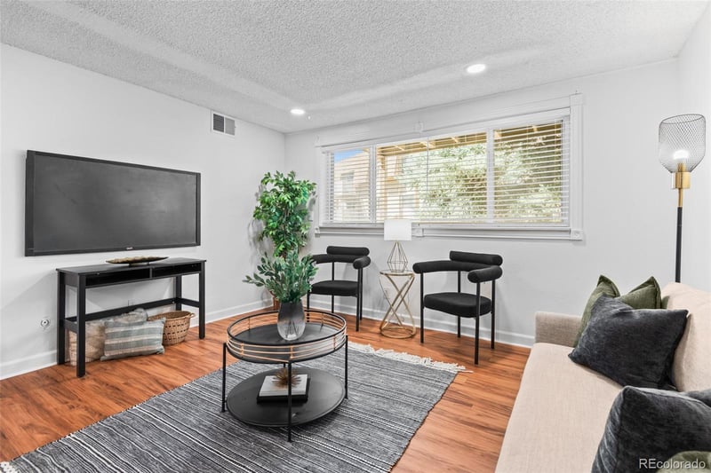 7615 Quincy Ave #103, Denver, CO 80237