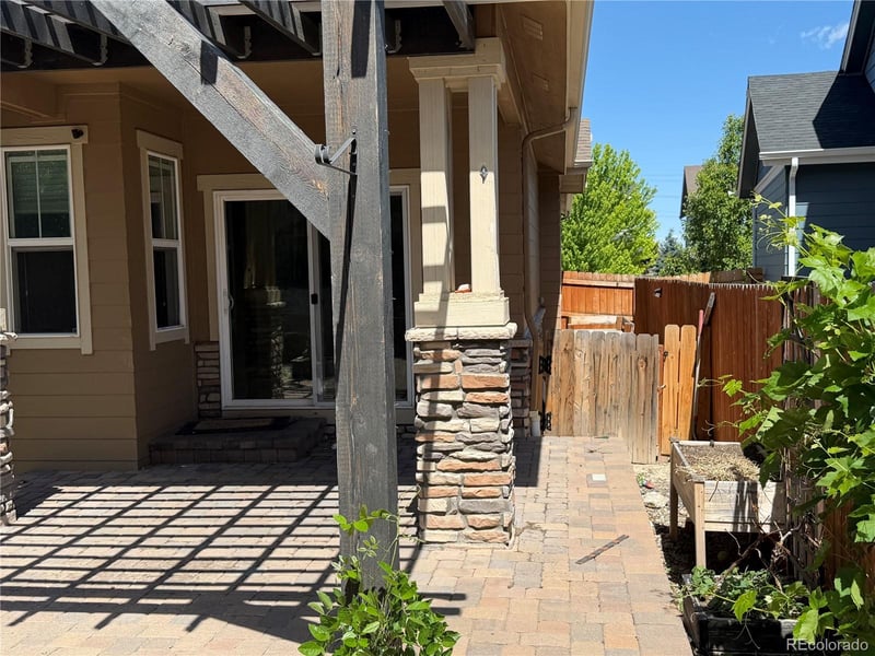 6364 Harvest St, Aurora, CO 80016