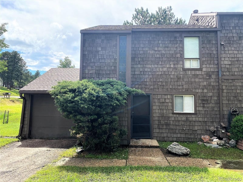 28003 Iris Dr, Evergreen, CO 80439
