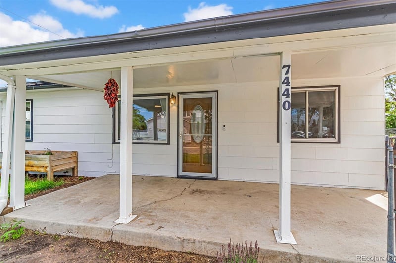 7440 Oneida St, Commerce City, CO 80022