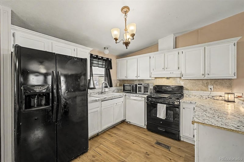 266 Pinto St, Golden, CO 80401