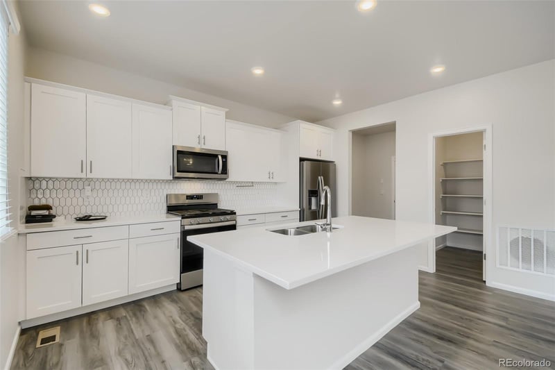 6134 Sugarloaf St, Brighton, CO 80601