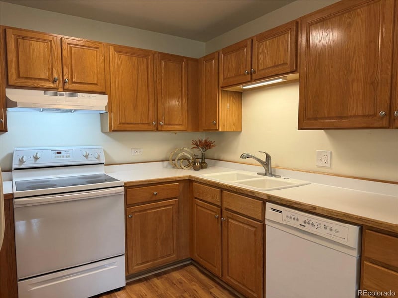 9300 Center Ave #2B, Denver, CO 80247