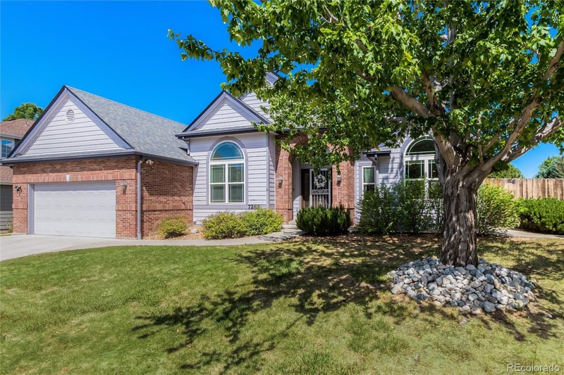 7282 Acoma St, Littleton, CO 80120