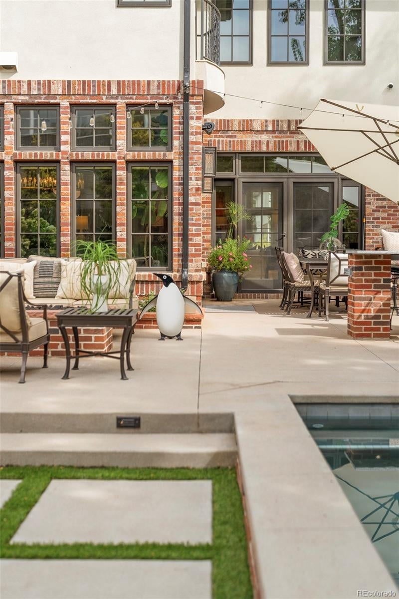 101 Grape St, Denver, CO 80246