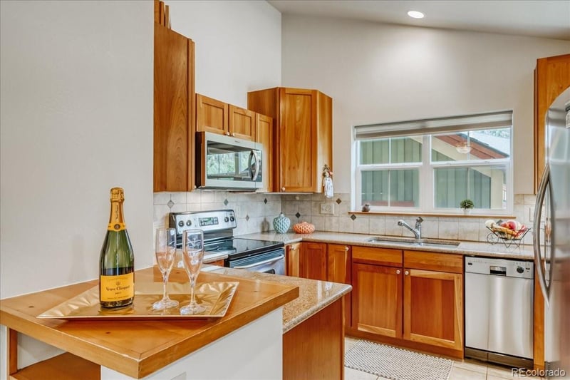 300 Streamside Ln #300-3, Frisco, CO 80443