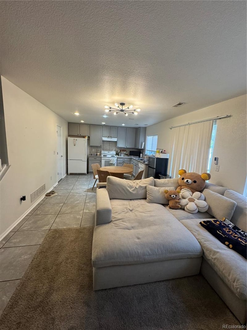 10087 Fenwick St, Parker, CO 80134