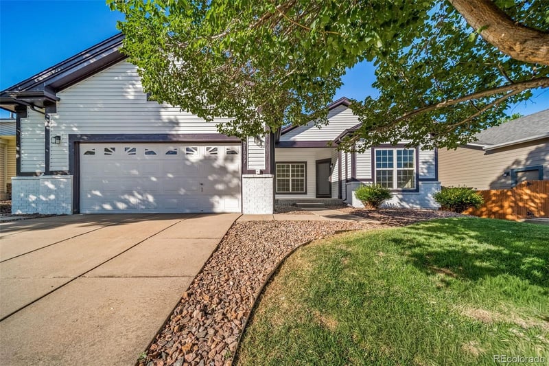 21097 Hawthorne Ln, Parker, CO 80138