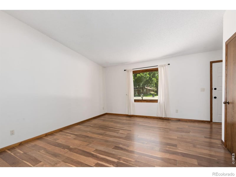 3281 Mcintosh Ct, Loveland, CO 80538