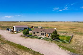 59520 E 64th Ave, Strasburg, CO 80136