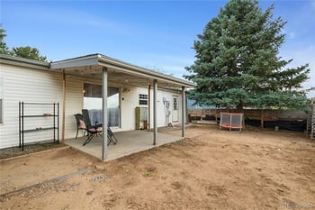 1111 Stage Dr, Fort Lupton, CO 80621