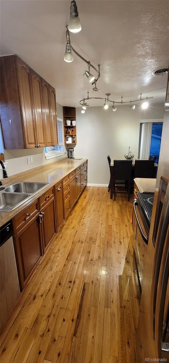 8610 86th Cir, Arvada, CO 80005