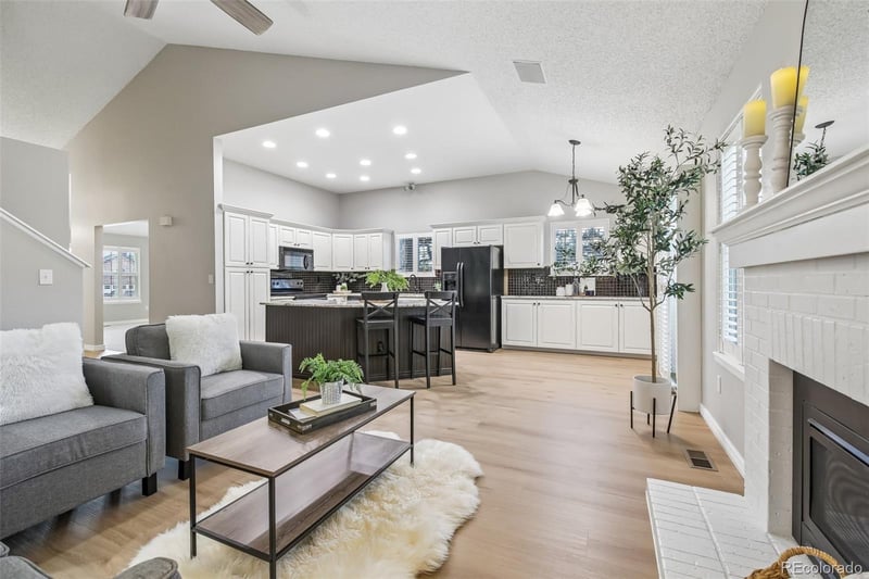 9805 Foxhill Cir, Highlands Ranch, CO 80129