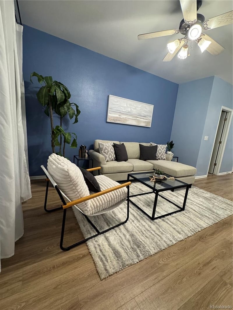 9126 Phillips Dr, Littleton, CO 80128