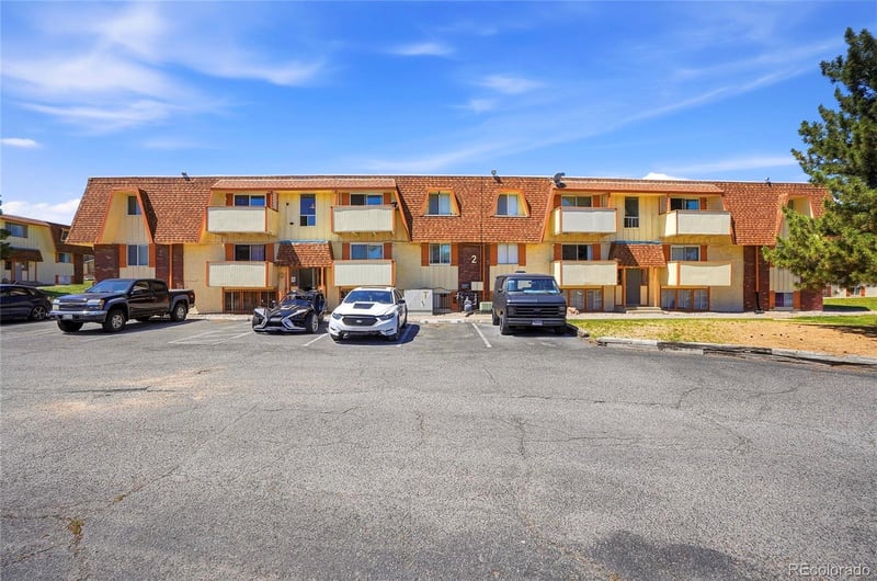 10211 Ura Ln #2-104, Denver, CO 80260