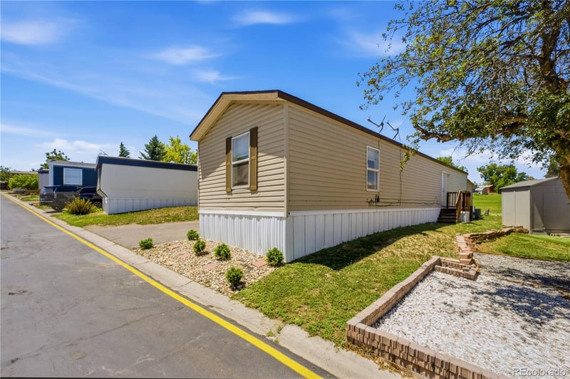 9400 Elm Ct Lot 650, Denver, CO 80260