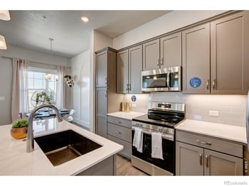 6788 Maple Leaf Dr, Timnath, CO 80547