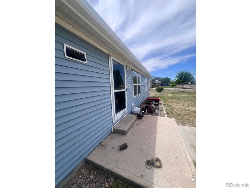 15828 Deerfield St, Sterling, CO 80751
