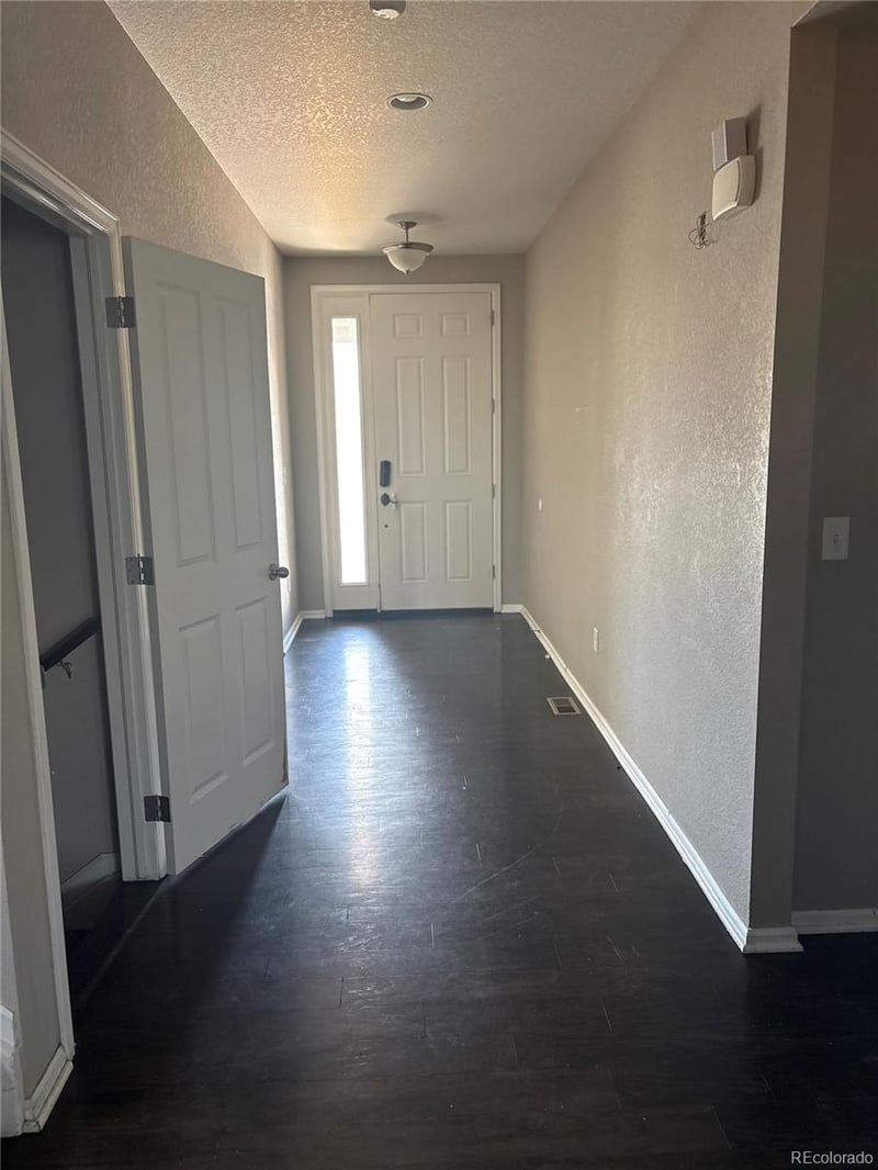 99 N Irvington St, Aurora, CO 80018