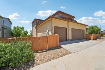 10202 Southlawn Cir, Commerce City, CO 80022