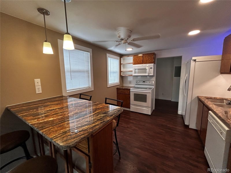 6915 55th Pl, Arvada, CO 80002