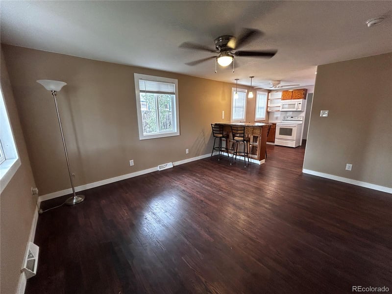 6915 55th Pl, Arvada, CO 80002