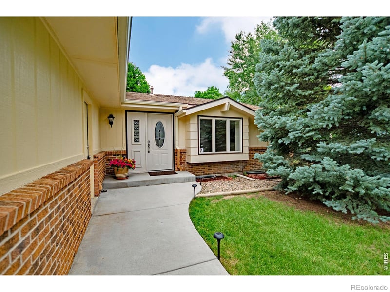 809 Ridgecrest Rd, Fort Collins, CO 80524