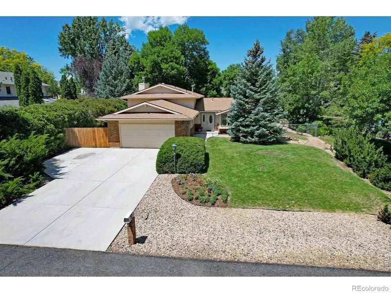 809 Ridgecrest Rd, Fort Collins, CO 80524