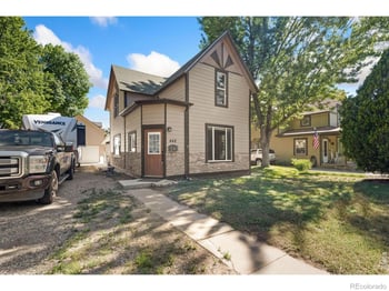 448 W 4th St, Loveland, CO 80537