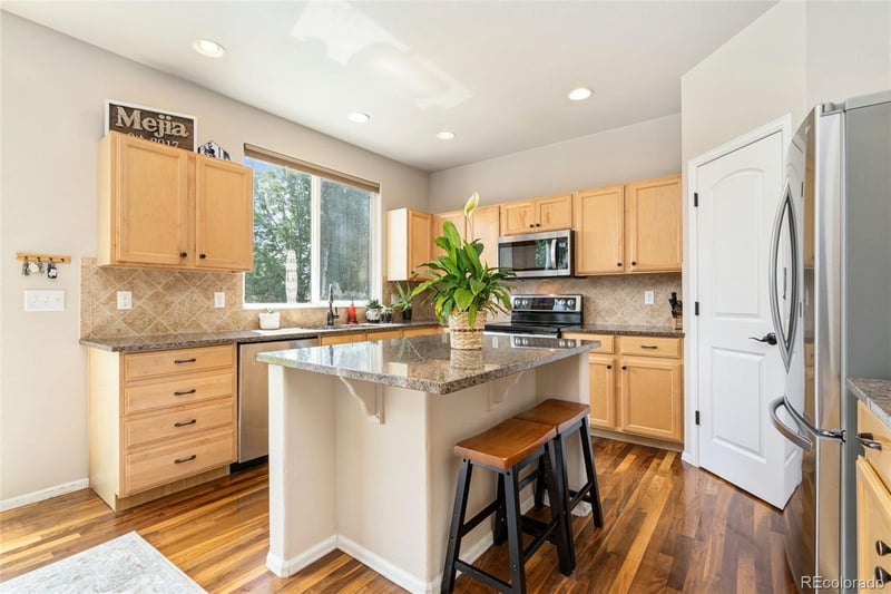 2055 Vineyard Ct, Windsor, CO 80550