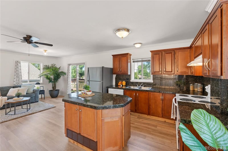 45 S Meade St, Denver, CO 80219