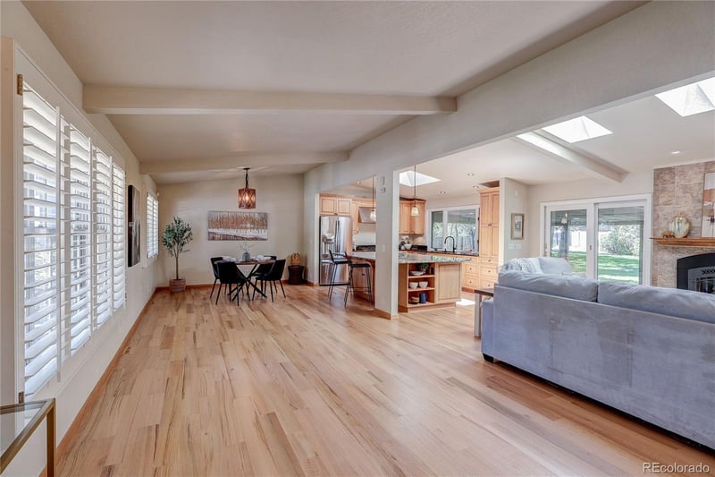 811 Newcombe Way, Lakewood, CO 80226