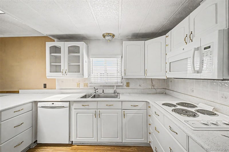 8201 Santa Fe Dr Lot 198, Littleton, CO 80120