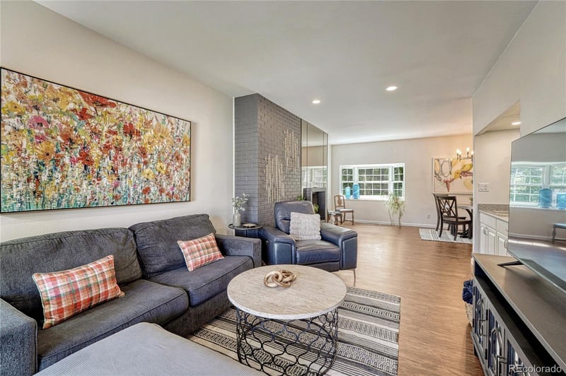 4250 Olive St #202, Denver, CO 80237