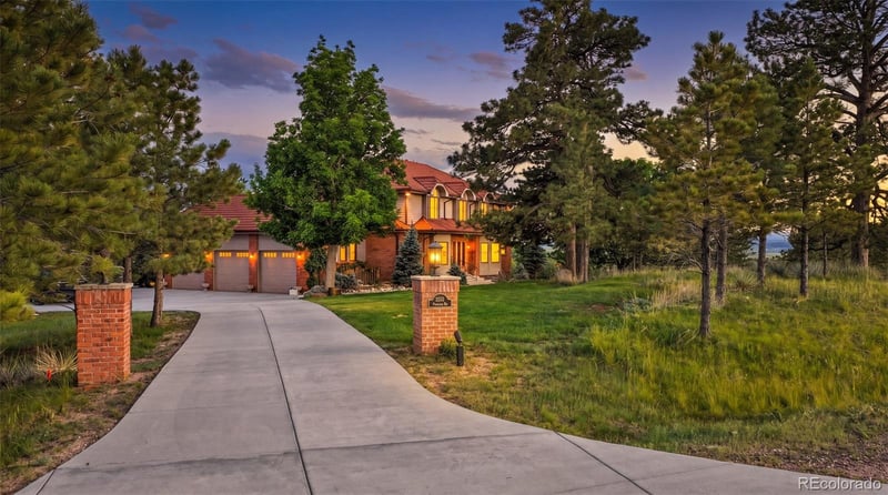 5588 Ponderosa Dr, Parker, CO 80134