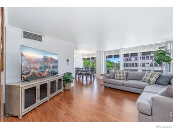 790 N Washington St #410, Denver, CO 80203