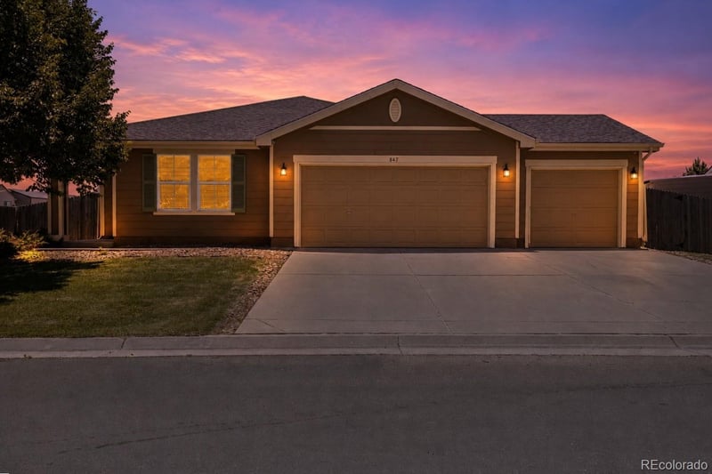 847 Willow Dr, Brighton, CO 80603