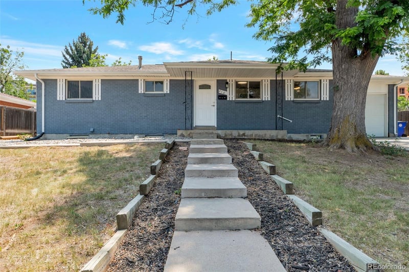 210 Geddes Ave, Littleton, CO 80122