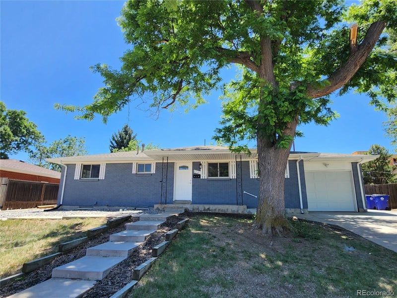 210 Geddes Ave, Littleton, CO 80122