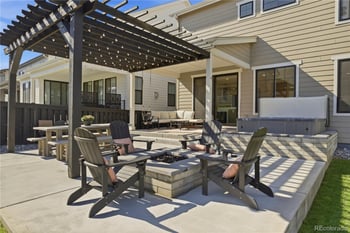 8989 Bellsong Dr, Littleton, CO 80125
