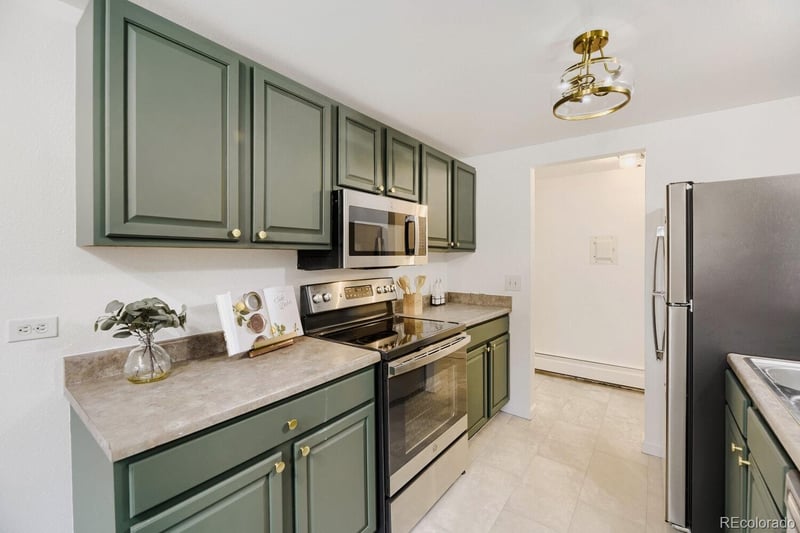 2190 Holly St #105, Denver, CO 80222