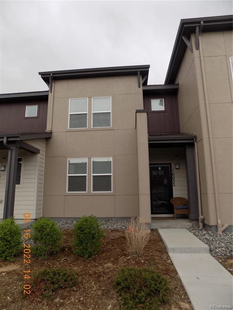 16052 Warner Pl, Denver, CO 80239