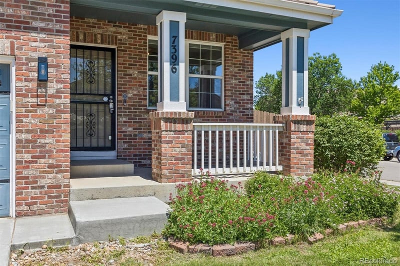 7396 Laredo St, Aurora, CO 80016