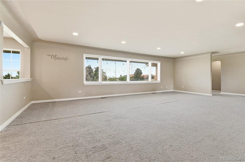 16600 Arapahoe Rd, Foxfield, CO 80016