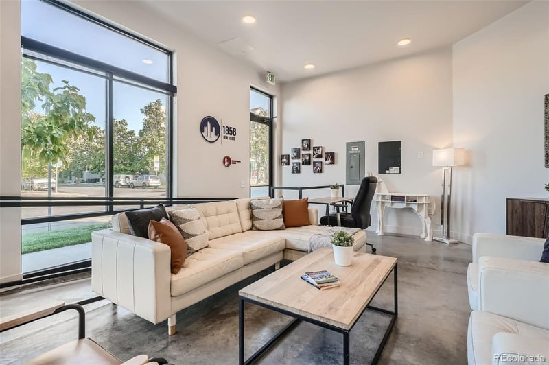3335 Downing St, Denver, CO 80205