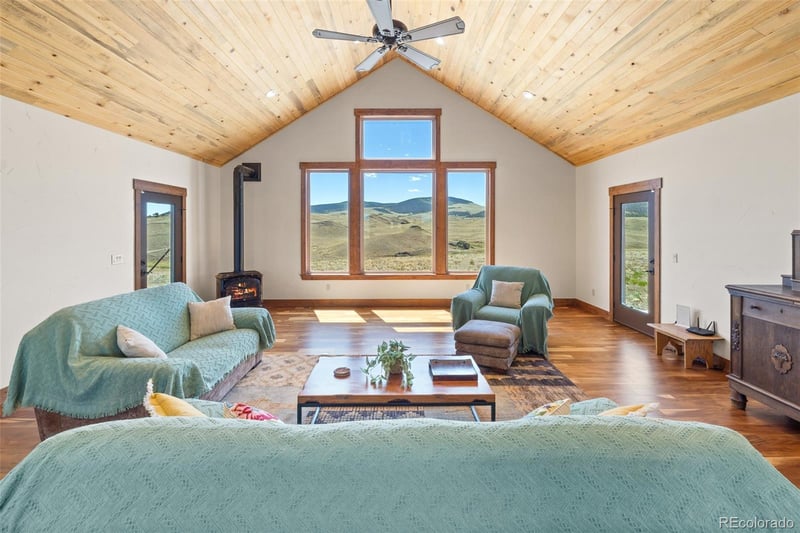 990 Easton Rd, Hartsel, CO 80440