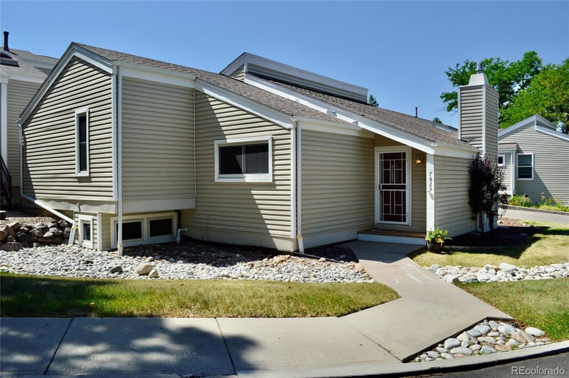 7629 Monaco Way, Centennial, CO 80112