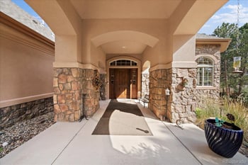 7928 Red Hill Rd, Larkspur, CO 80118