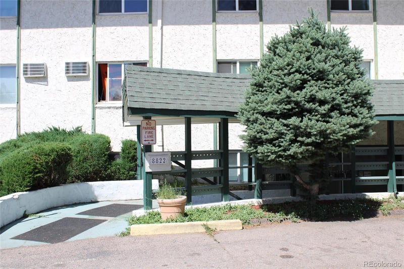 8822 Florida Ave #206, Denver, CO 80247