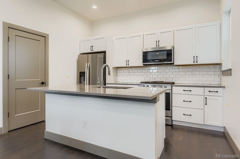1280 Hampden Ave #B, Englewood, CO 80113